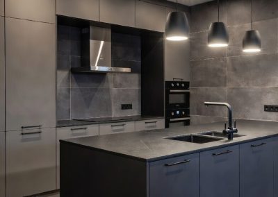 Custom kitchen 14